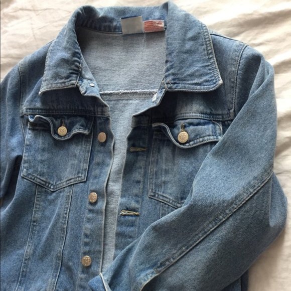 Women’s Vintage Denim/Jean Jacket - Picture 5 of 7